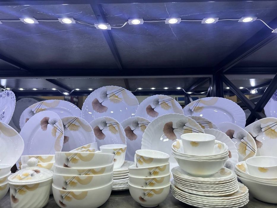 Новый набор посуды.  Небьющийся. Оригинал фирма 777