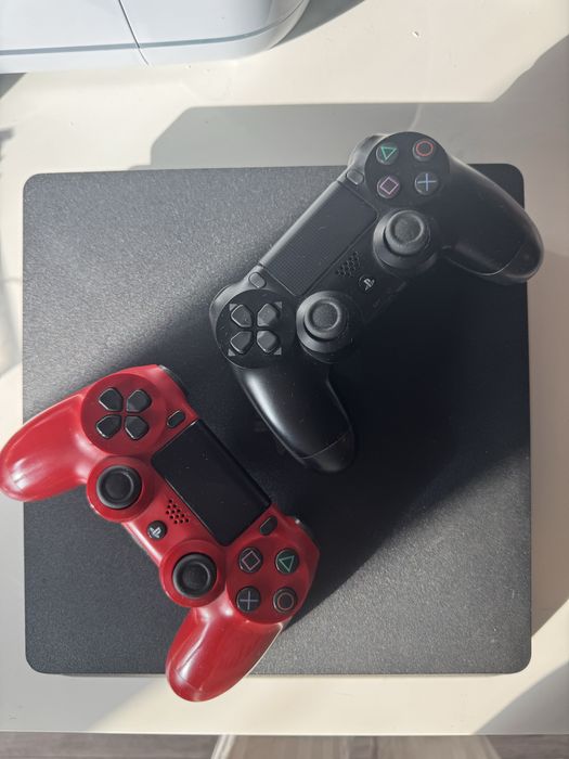 PlayStation 4 Slim 1T