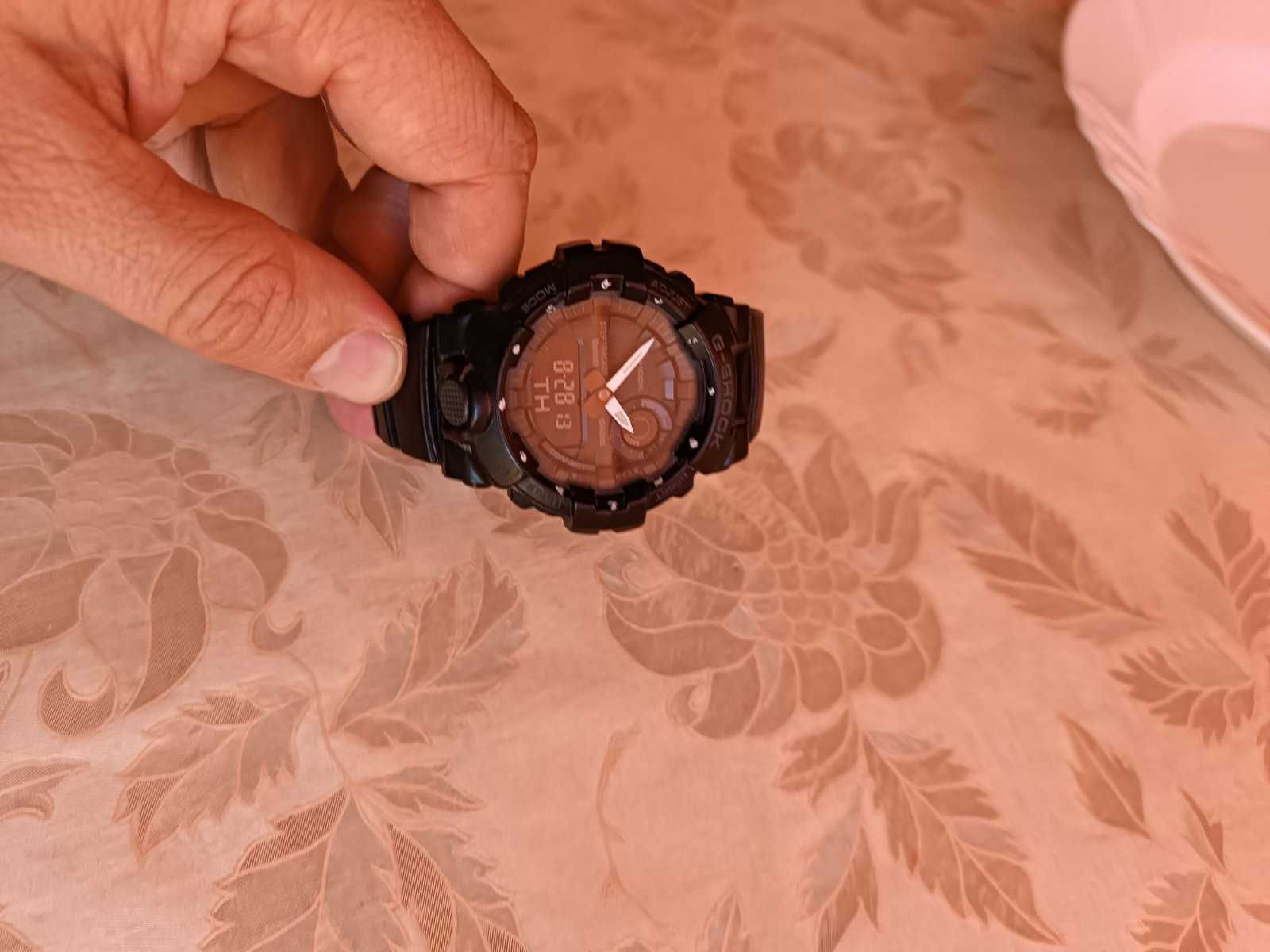часовник Casio G-SHOCK G-SQUAD GBA-800-1AER
