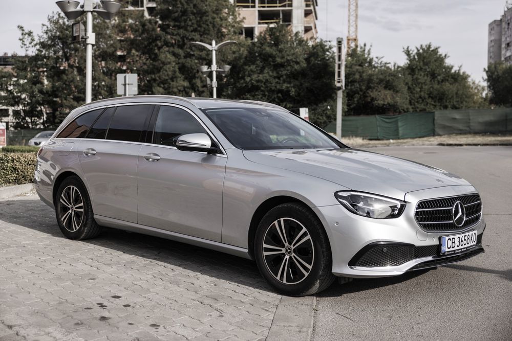 Mercedes Benz - 45 хил. Км. 2021 година от Силвър Стар W1K2132041A9754