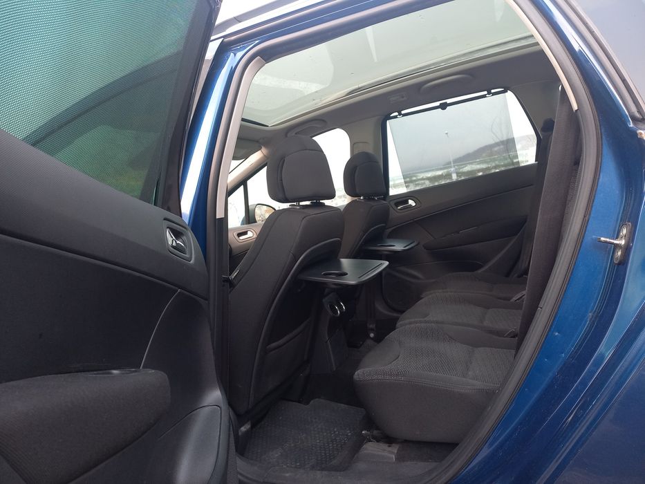 Peugeot 308 sw 1.6 hdi panoramic 7 locuri