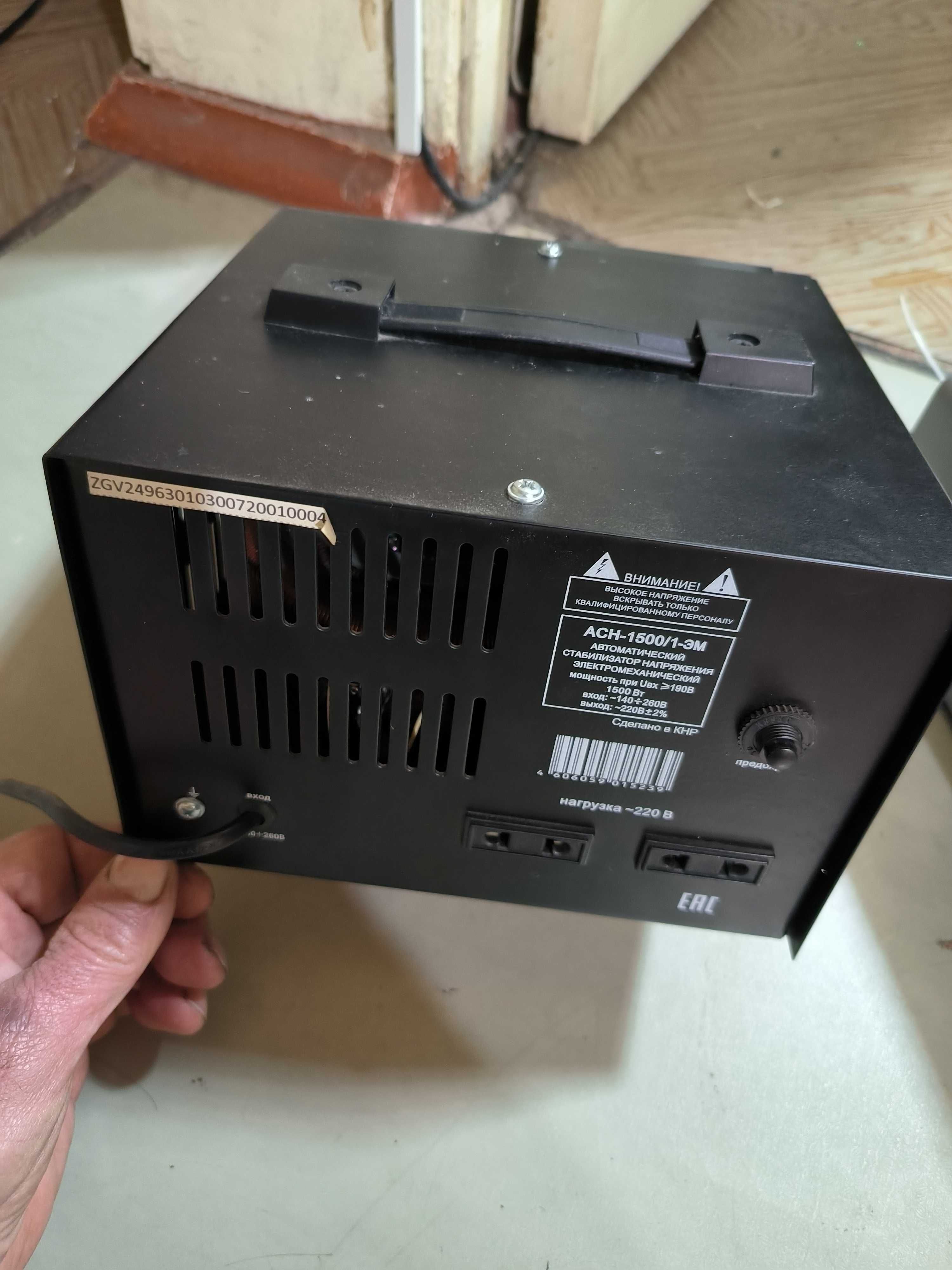 Стабилизатор Ресанта и Nura 1500 kVa