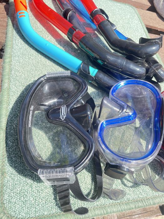 Ochelari de scufundare cu tub