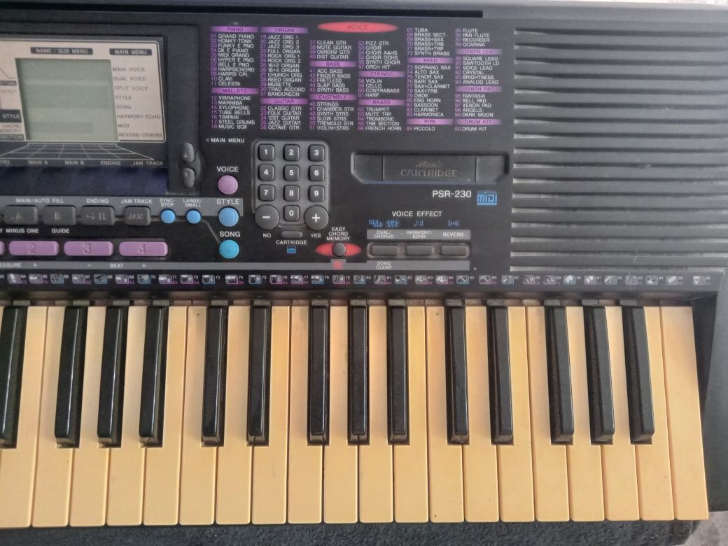 Orga Yamaha PSR-230