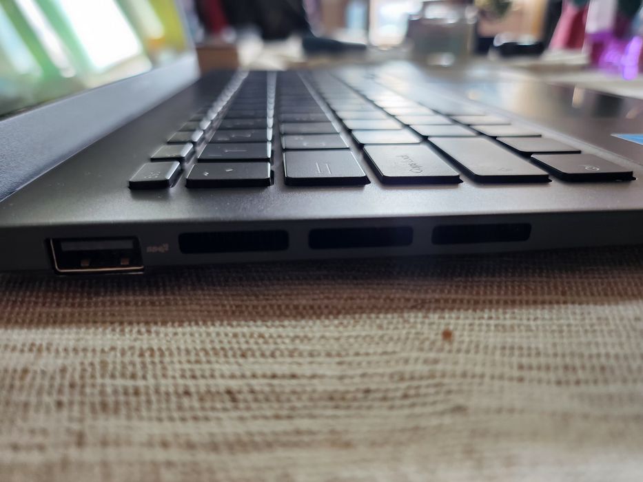 Лаптоп Asus ZenBook 14" OLED – Ryzen 7, 1TB SSD