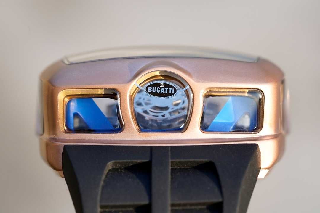 Мъжки автоматичен часовник Jacob & Co. Bugatti Chiron W-16