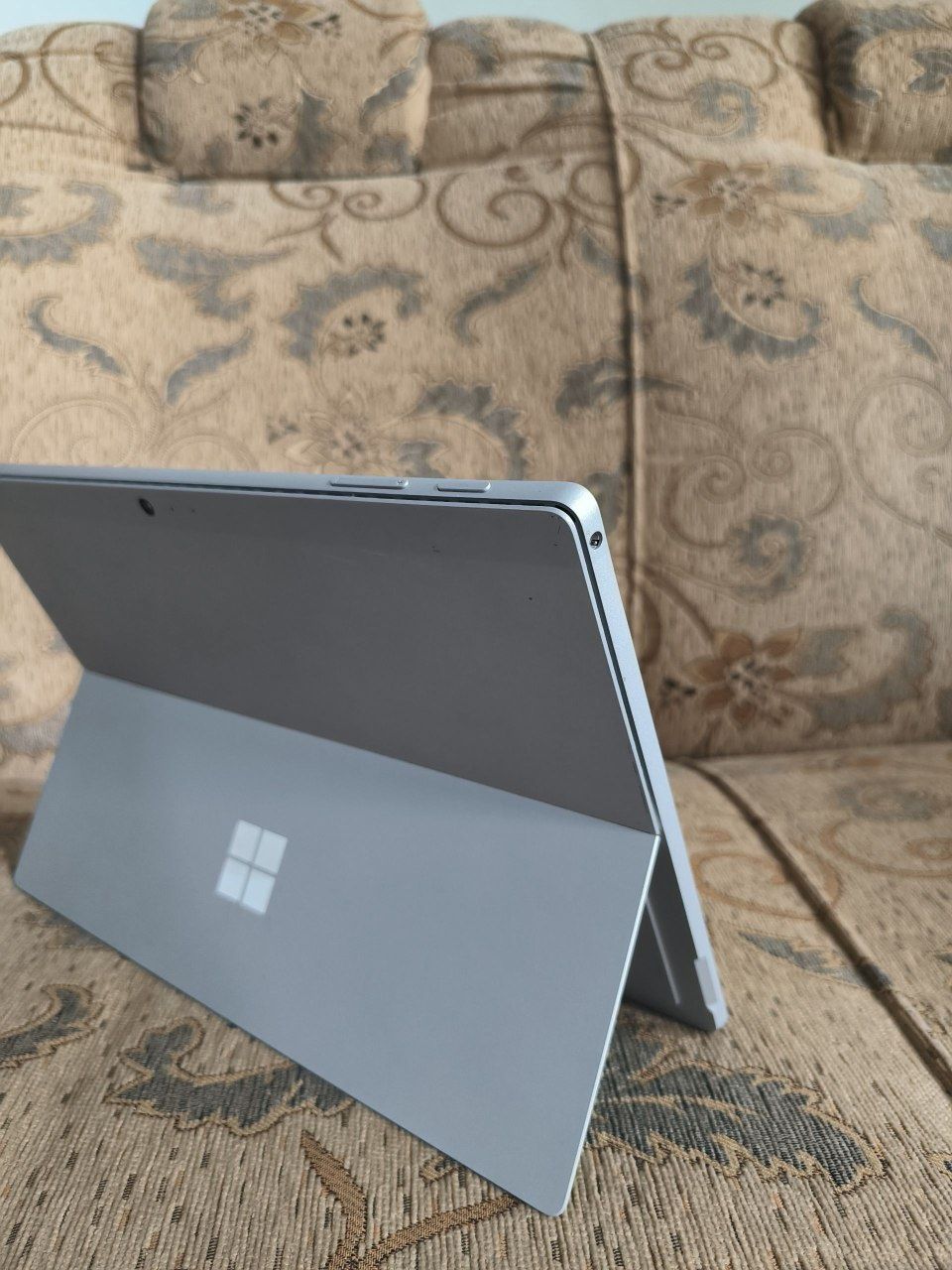 Microsoft Surface Pro 5