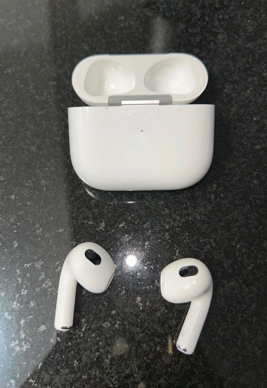 Слушалки Air pod 3rd generation