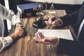 Avocat preiau firme cu datorii Timisoara