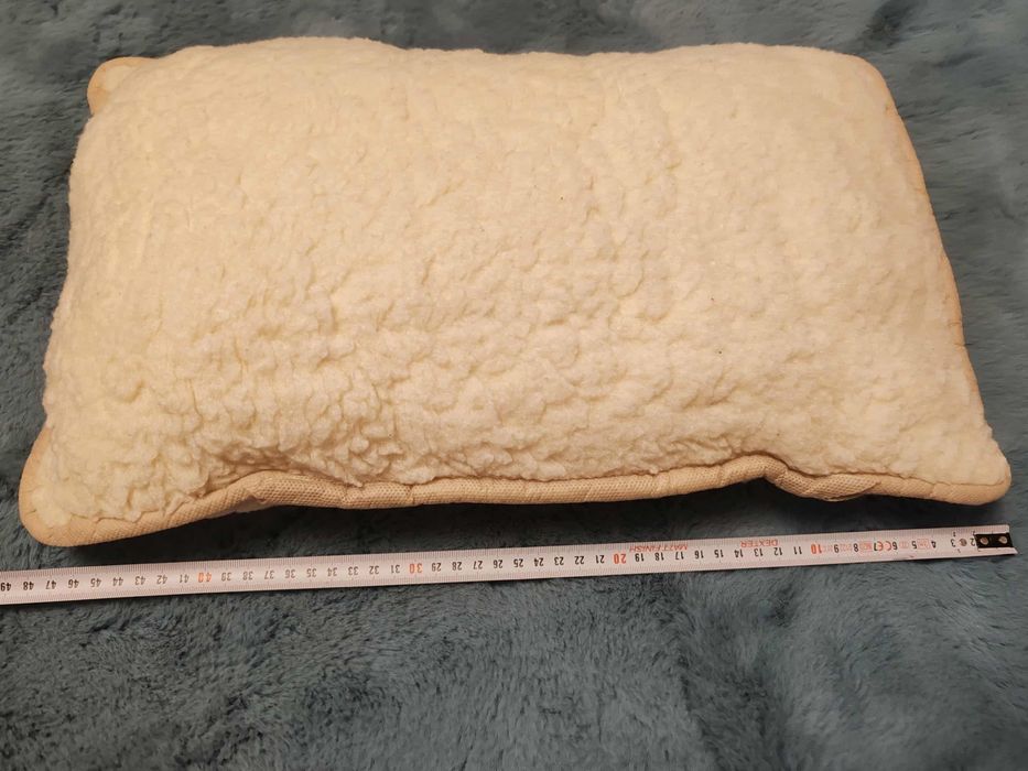 Pernă lână Merinos nouă