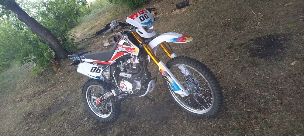 Продам мотоцикл Эндуро