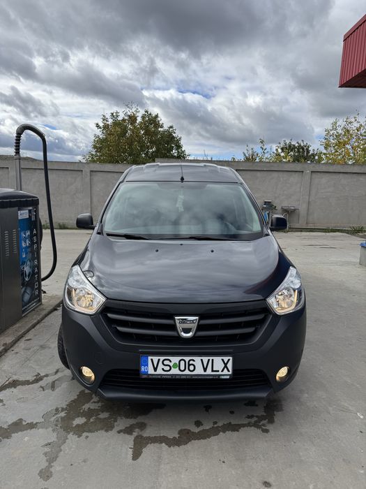 Autoutilitara Dacia Dokker