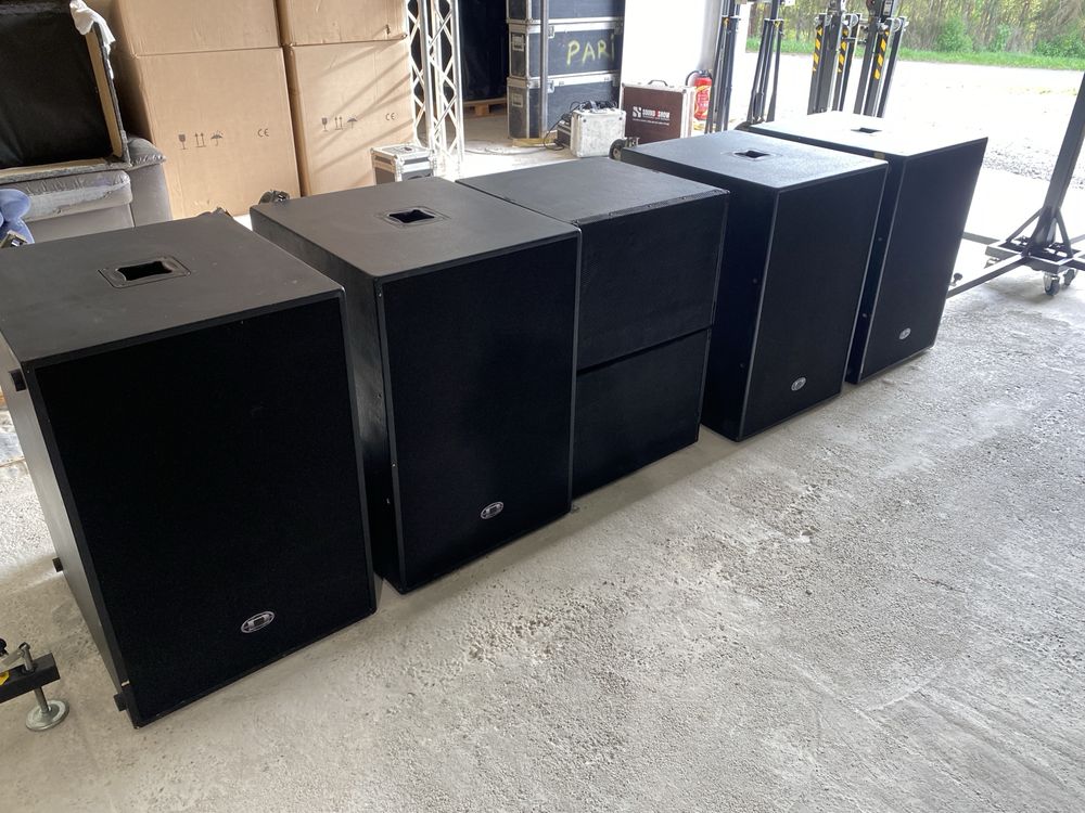 Vand sistem sunet line array MAG