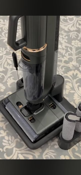 Продам моющий пылесос Foura от smarttech 5в 1