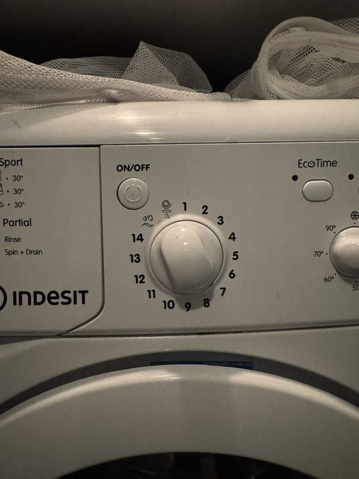 Перална машина Indesit