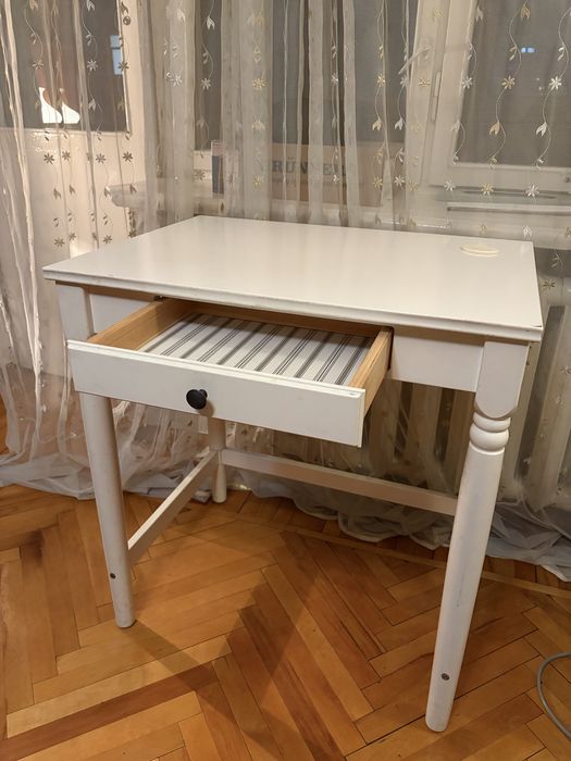 Стол белый Ikea Икея