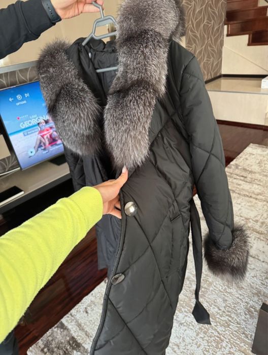 Geaca parca cu gluga blanita naturala vulpe argintie Carolina Design