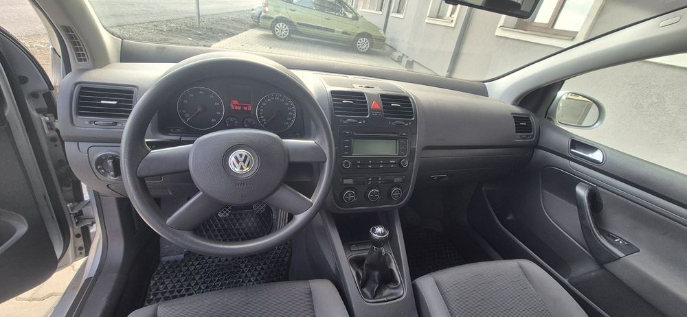 Vind WV Golf 5 1.4 FSI Benzina
