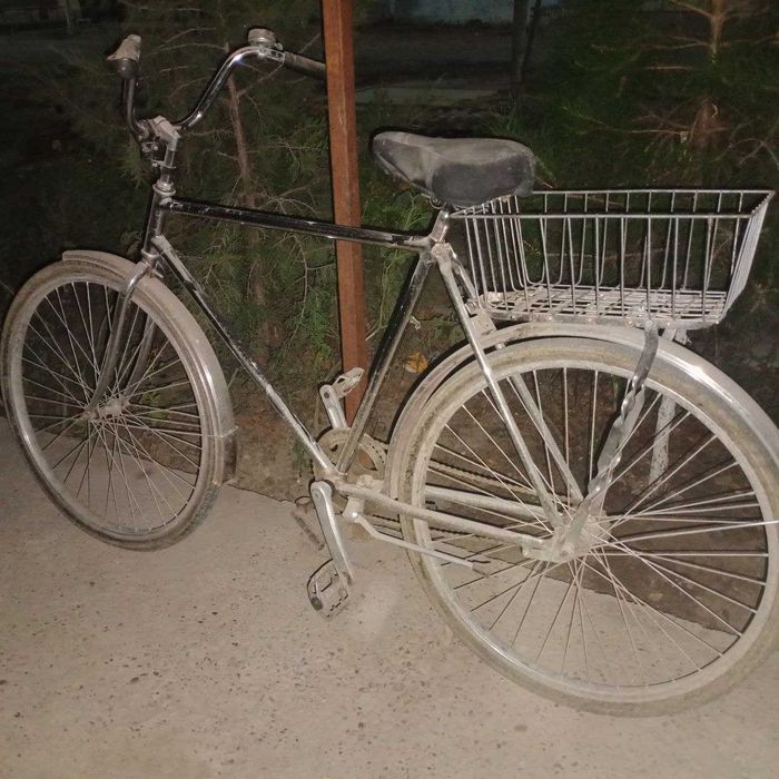 Velosiped srochna sotiladi