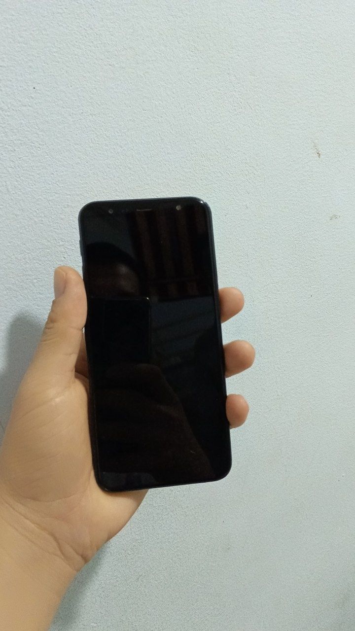Samsung Galaxy J6+