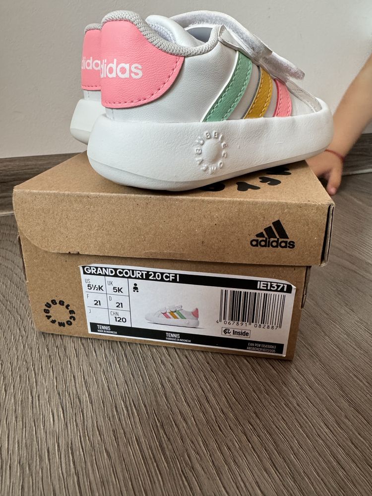 Маратонки Adidas 21 номер