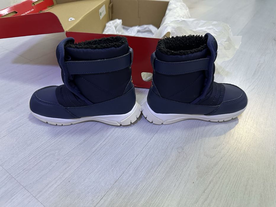 Детски зимни ботуши Puma и детско яке Mango
