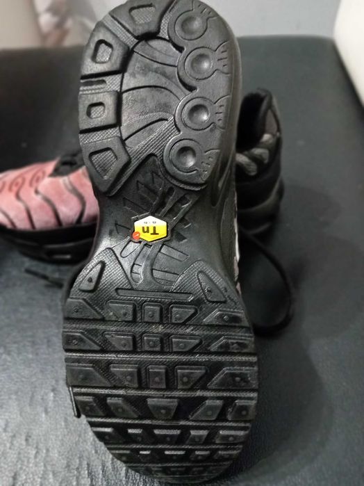 Продавам Nike air max TN