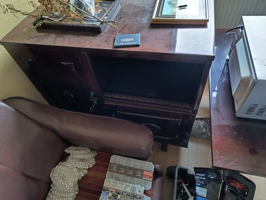 Mobila veche covoare