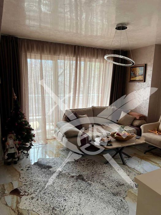 Продава се Тристаен апартамент в София, Хладилника - 88 кв.м за 4432 €/кв.м - Снимка #2