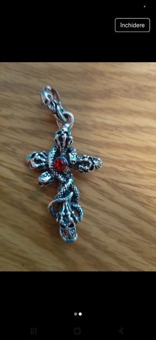 Vind pandantiv  cruce