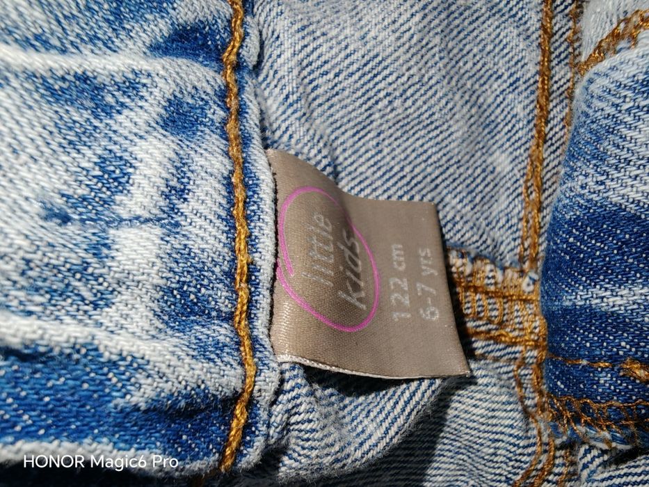 Детски дънки за момиче