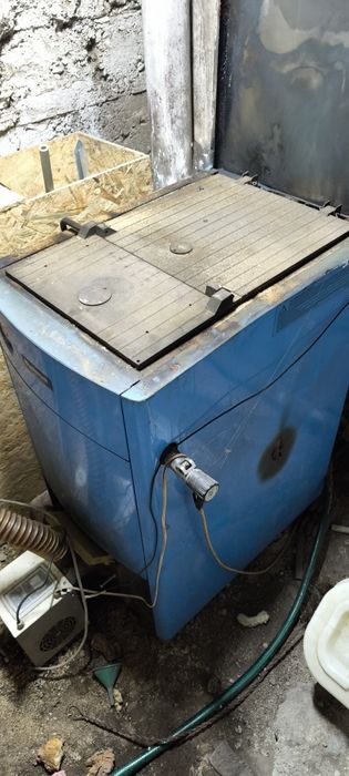 Котел 32 киловата Buderus , пелети