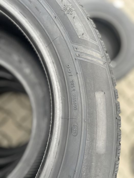 215 60 18 Petlas Snowmaster 3 (Anvelope IARNA )