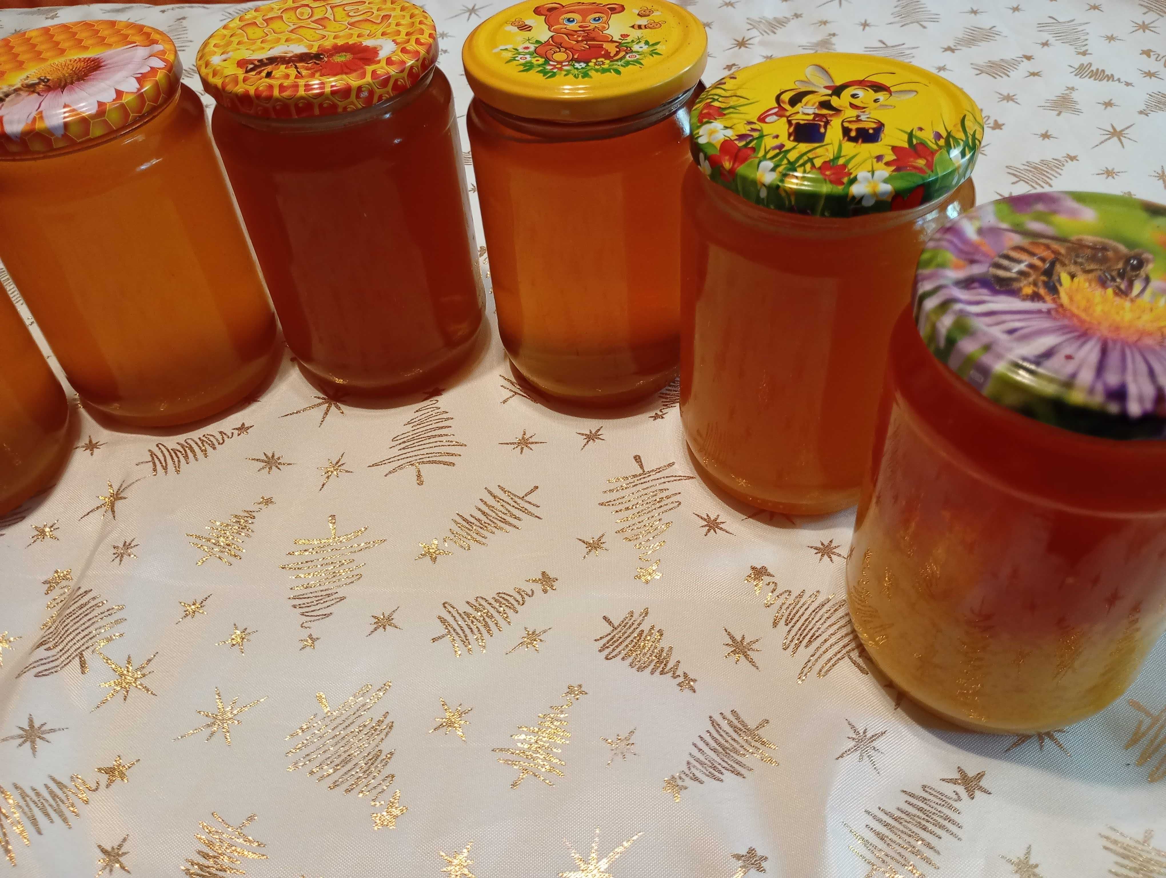 Чист пчелен мед — домашно производство