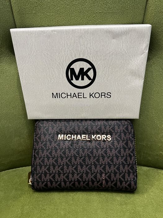 Portofel Michael Kors dama femeie culoare inchisa