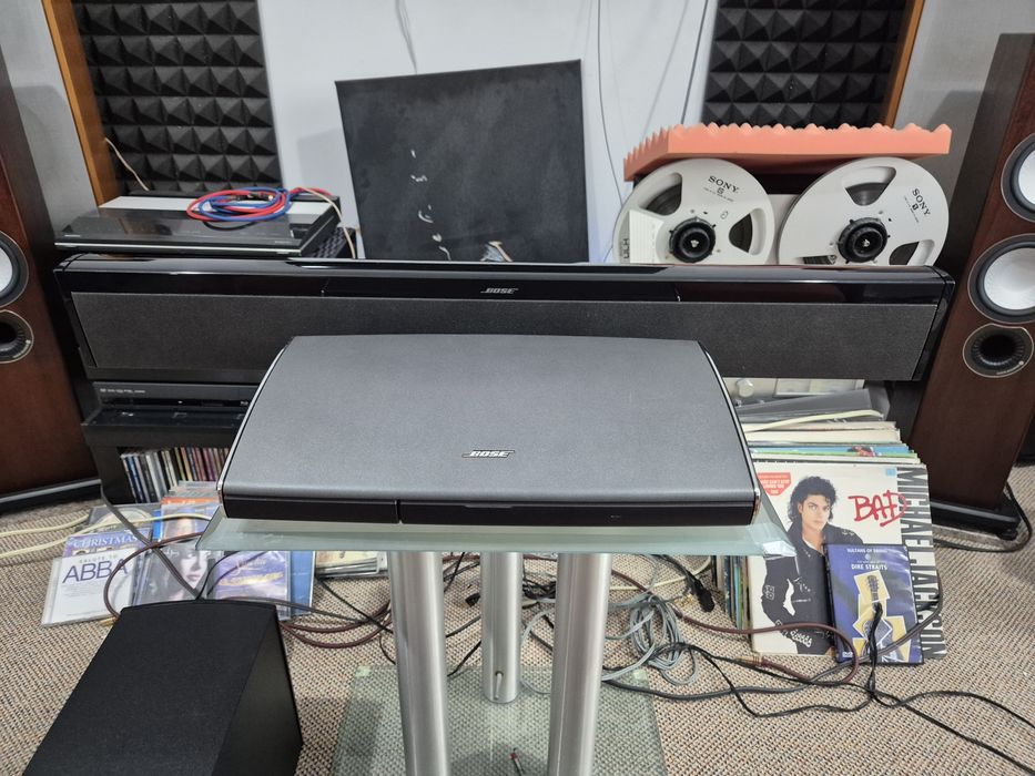 Bose Lifestyle 135 soundbar home cinema subwoofer wireless
