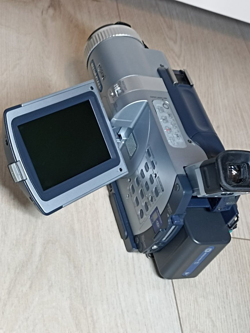 Camera video Handycam Hi8 Sony DCR-TRV828 vintage