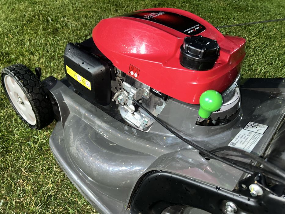 Masina de tuns gazonul Honda HRX  537  IN GARANTIE!!!