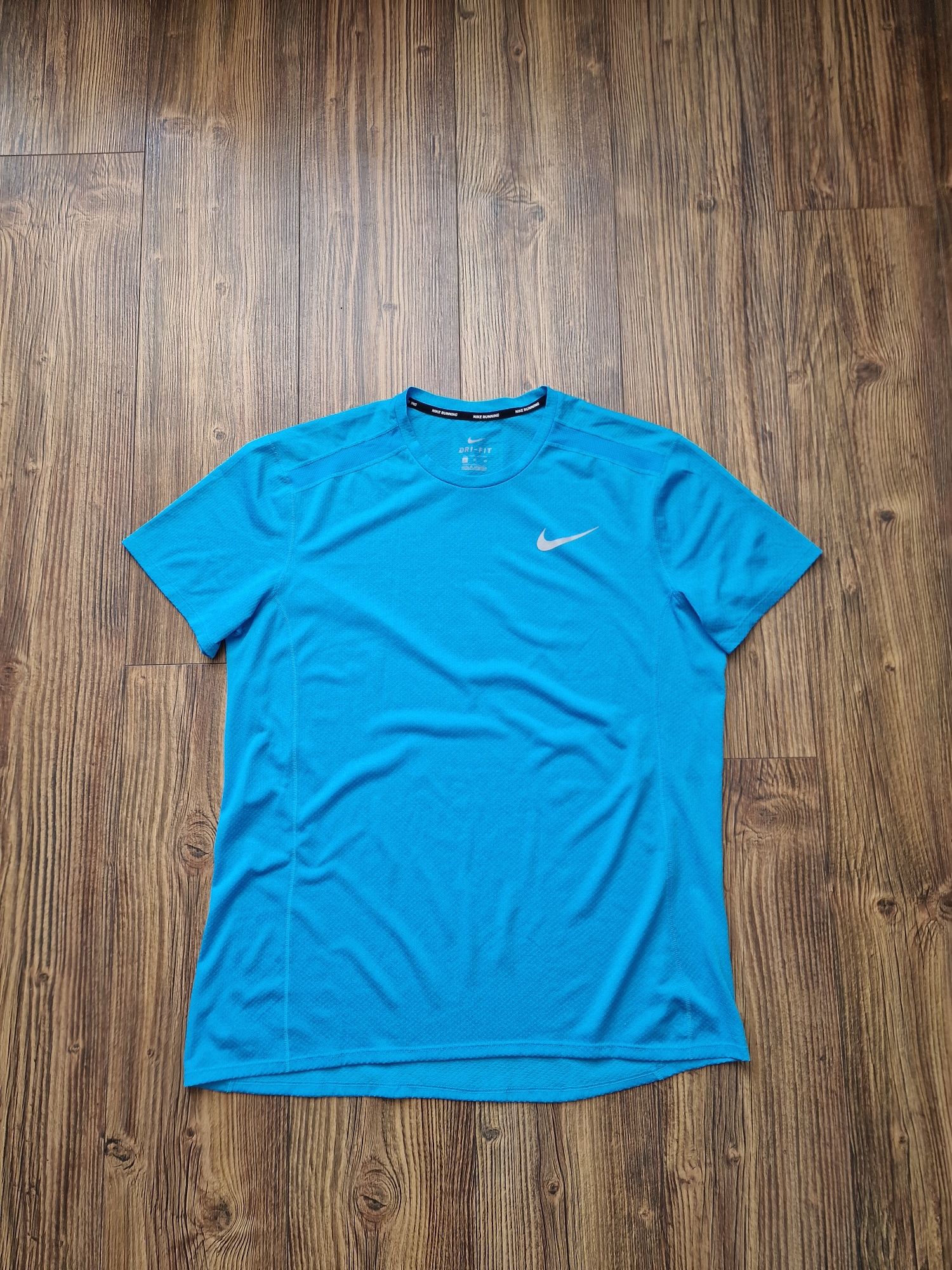 Страхотна мъжка тениска NIKE размер  XL