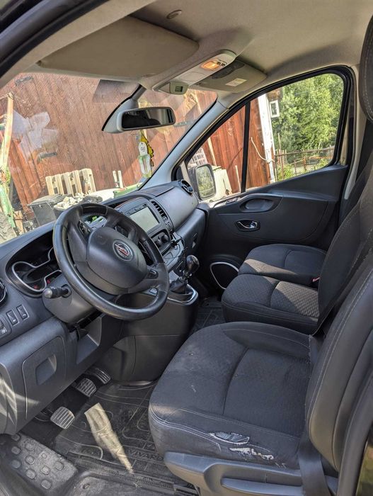 Opel Vivaro an 2015 Dubla cabina Varianta lunga L2H2