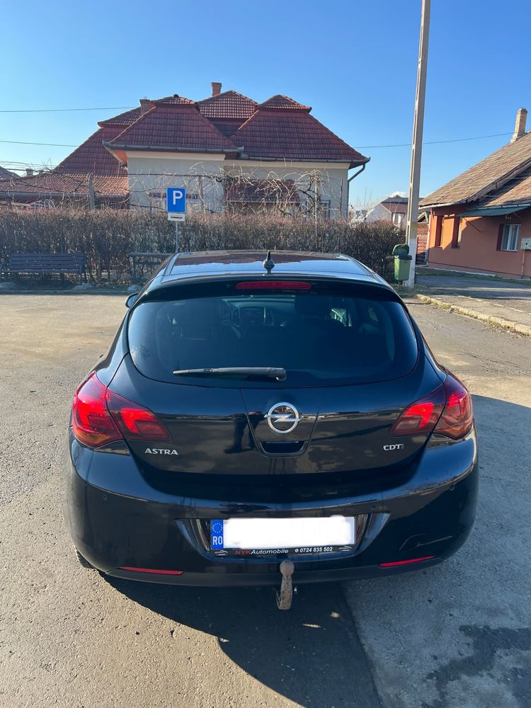 Vand Opel Astra J