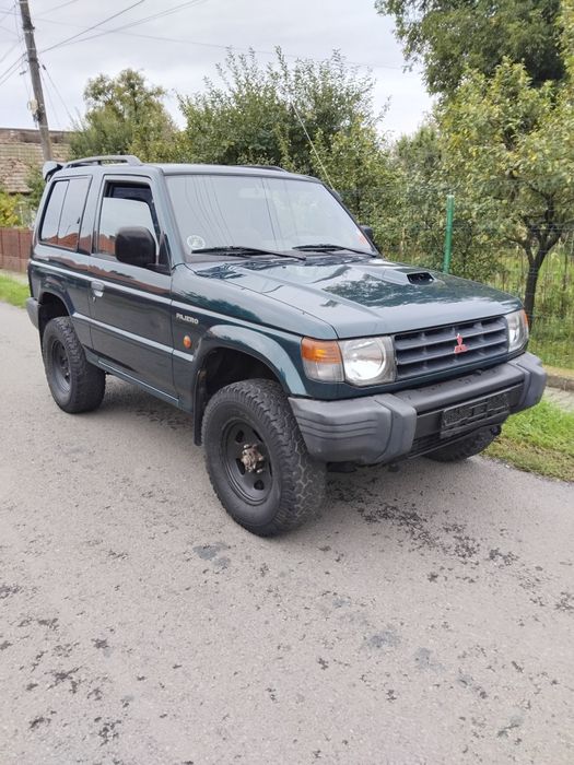 Mitsubichi Pajero 2.8 utilitara clima blocant spate