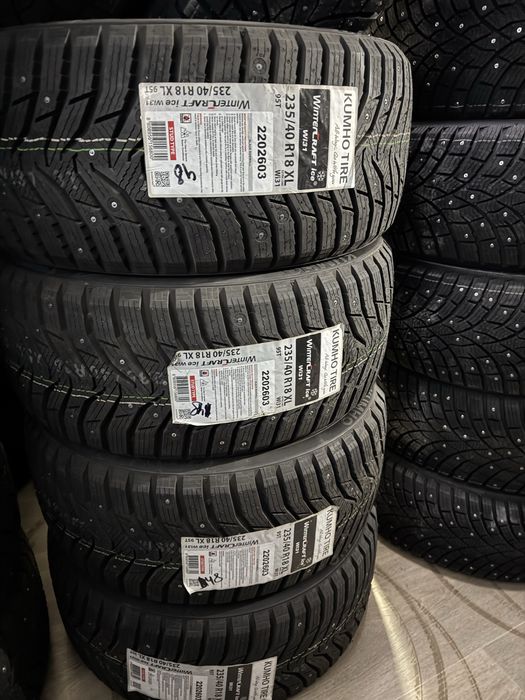 Шины новые шипы 235/40 R18 зима покрышки резина колеса донгелек