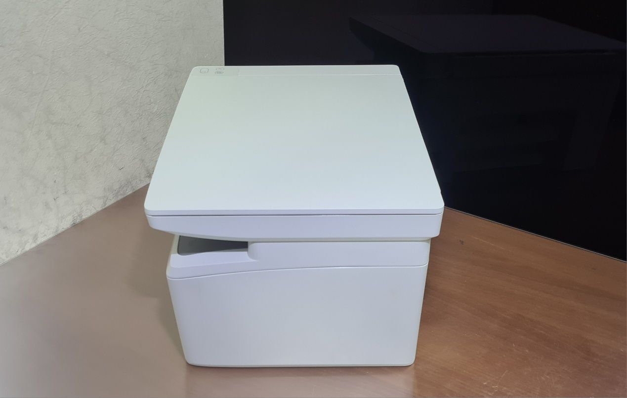 Продаю черно-белый лазерный принтер 3в1 Мфу HP LJ MFP 141a
