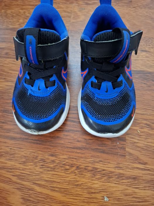 Маратонки Nike с забележка