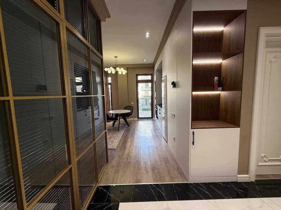 Сдам шикарную 2х ком квартиру в Ташкент Сити Boulevard 827*