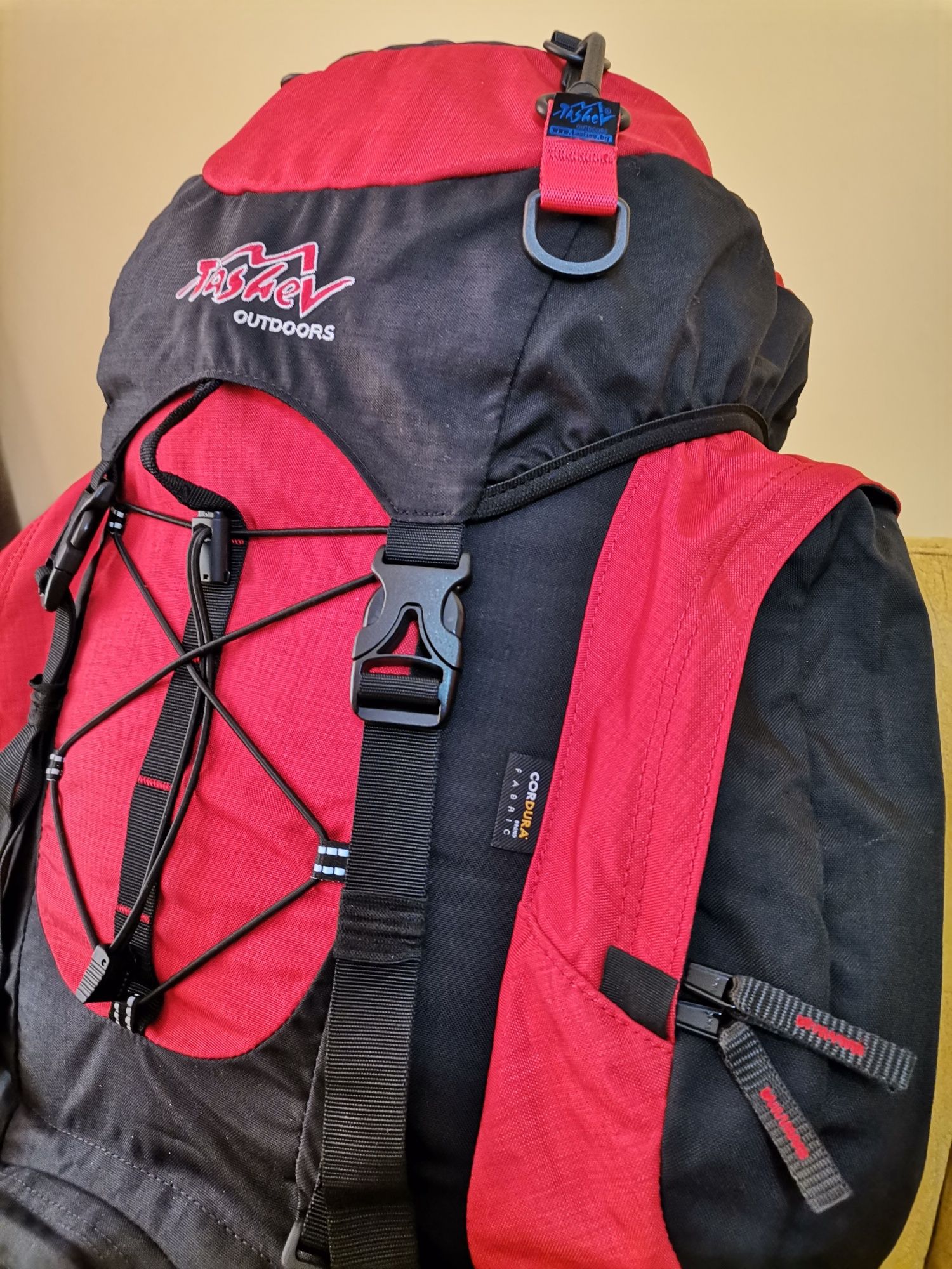 НОВА Туристическа раница Tashev Tracker 70 + 10 CORDURA