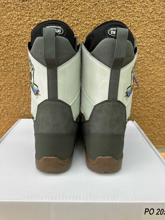 boots noi thirtytwo light x santa cruz europa 43