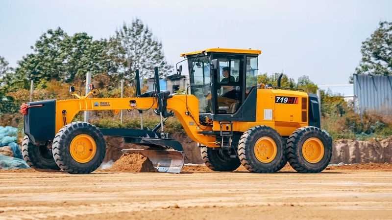Олдиндан тулов 30% билан. Автогрейдер SINOMACH 719H