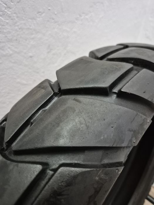 Anvelopa moto 120 80 18 Avon distanza